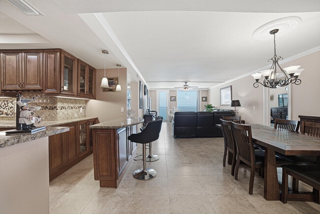 Building Photo - 3450 S Ocean Blvd