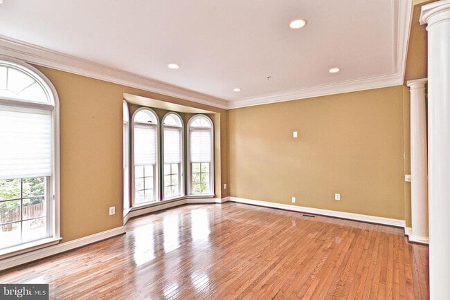 Building Photo - 12035 Treeline Way