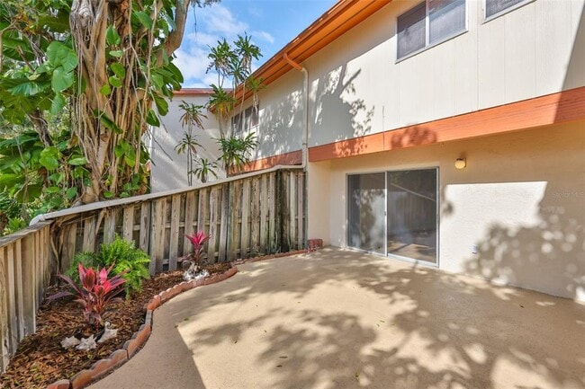 Building Photo - 1620 58th Ave S