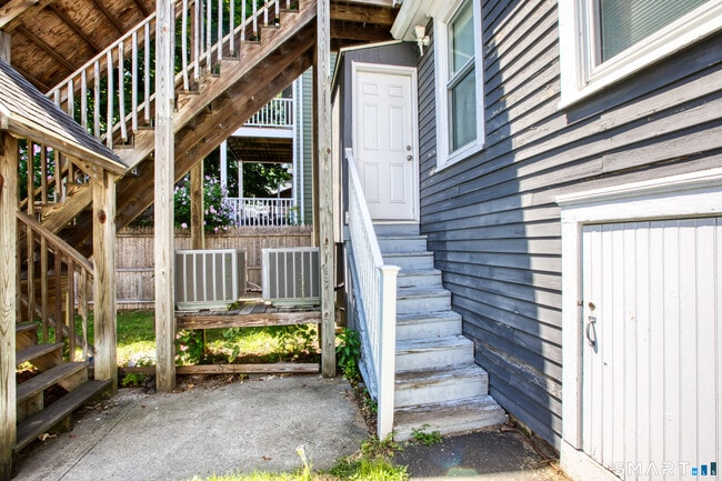 Building Photo - 26 Haviland St