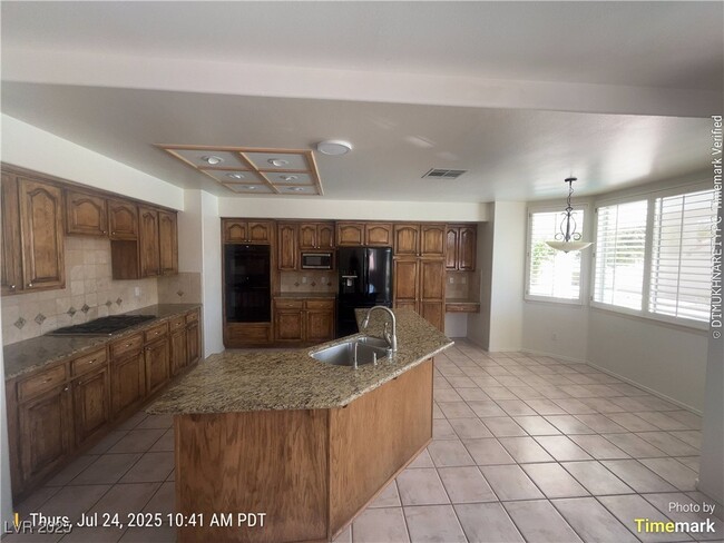 Building Photo - 1624 Windsford Cir