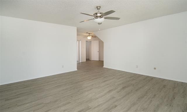 Building Photo - 636 Timberline Dr