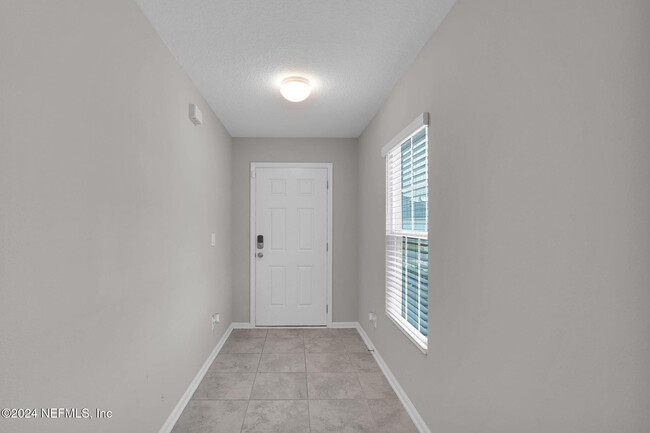 Building Photo - 11646 Dunns Crossing Dr