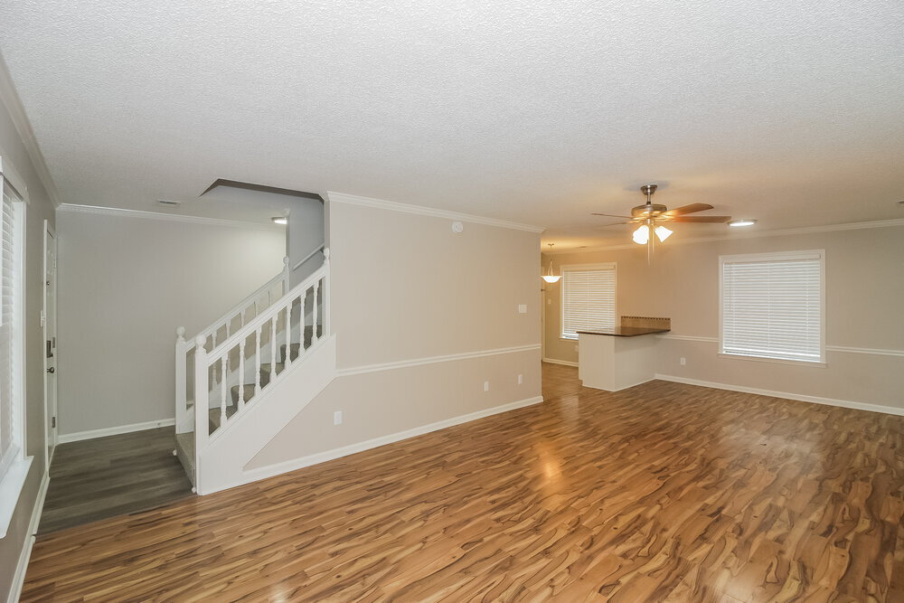 Building Photo - 803 Carianne Cove