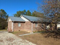 Building Photo - 69-71 Summerfield Rd