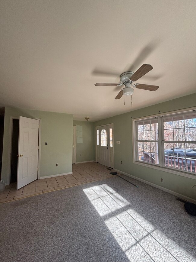 Building Photo - 15912 Warburton Dr