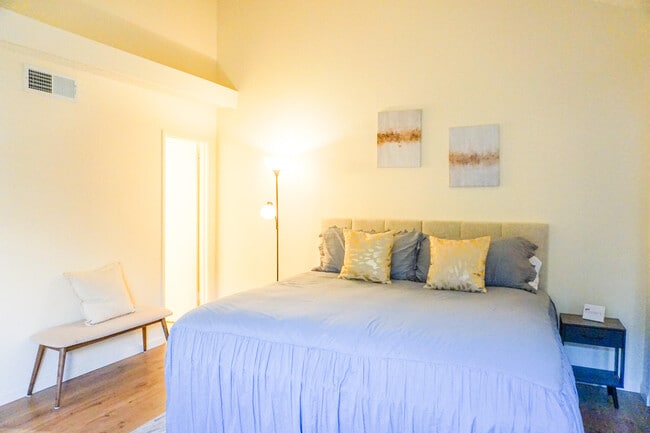 Building Photo - 82186 Bergman Dr