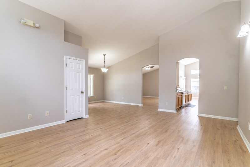 Building Photo - 102 Ivy Brook Ct