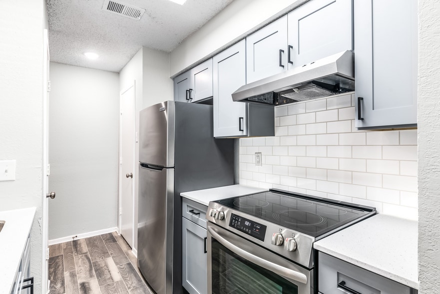 Primary Photo - Ronan Apartment Homes