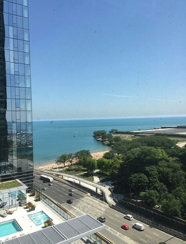 Building Photo - 474 N Lake Shore Dr
