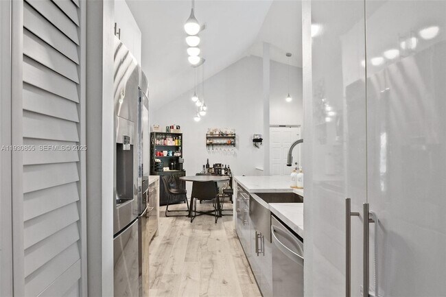 Building Photo - 15770 SW 104th Terrace