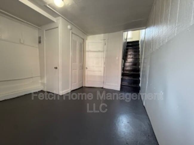 Building Photo - 230 W Mifflin St