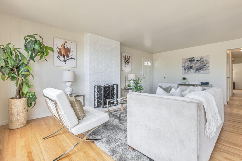 Building Photo - 157 Longview Dr