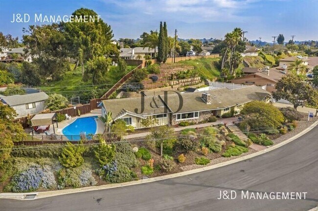 Building Photo - 3705 Putter Dr