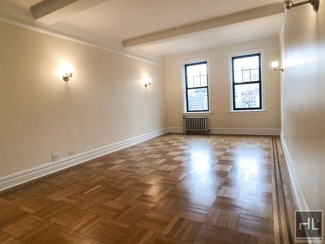 Building Photo - 115 E 92nd St