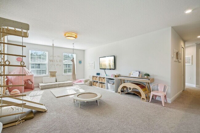 Building Photo - 1606 Chelsea Manor Cir