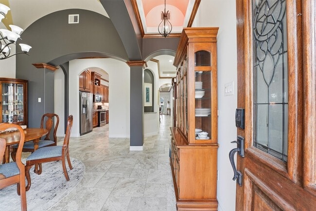 Building Photo - 19623 Fairway Island Drive