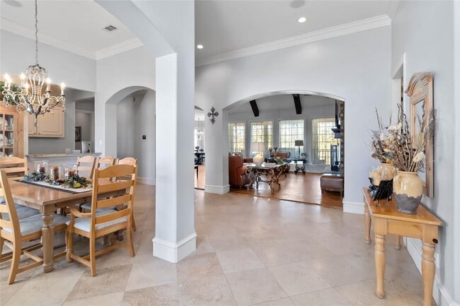 Building Photo - 192 Wagon Way