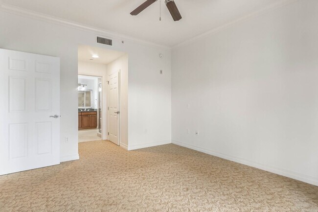 Building Photo - 1102 Sunset View Cir