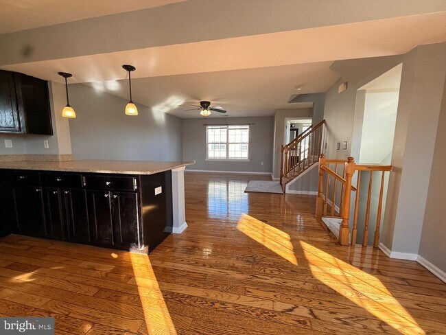 Building Photo - 2 Alfred Ave