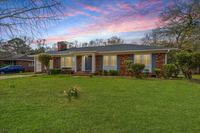 Primary Photo - 1791 Dunbarton Dr