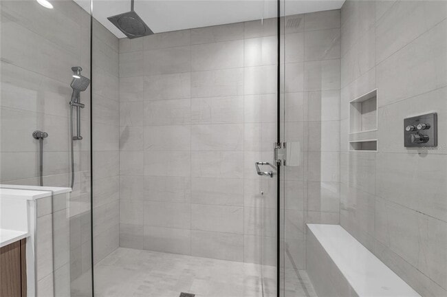 Building Photo - 275 1st Ave S