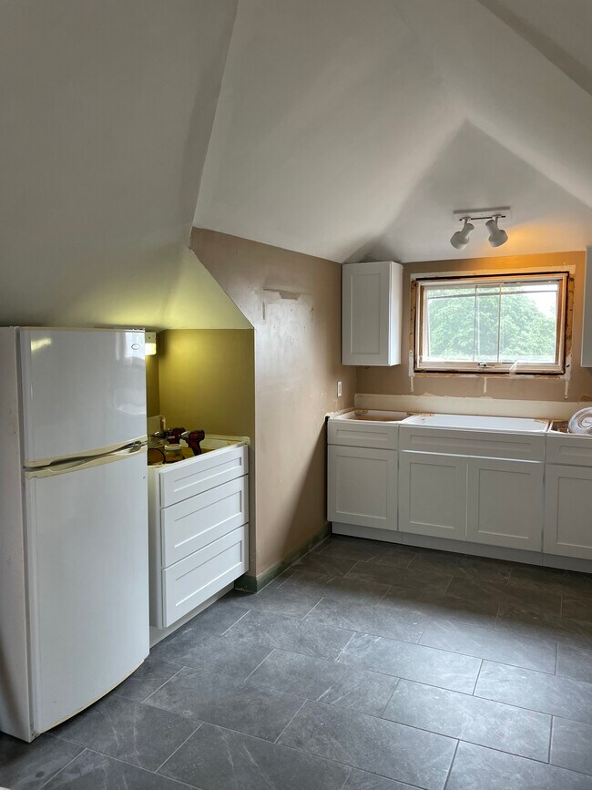 Quartz Countertops coming soon - 179 Whitman Ave