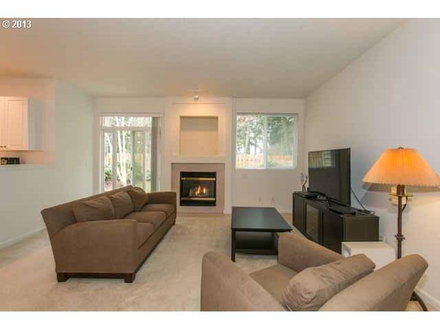 Building Photo - 5613 NE Canard Dr