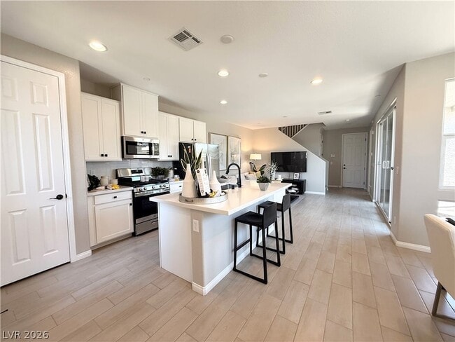Building Photo - 916 Cottonwood Hl Pl