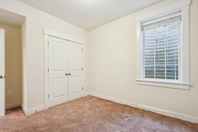 Building Photo - Incredible 4BR, 4.5BA Luxury Bethesda Home!!