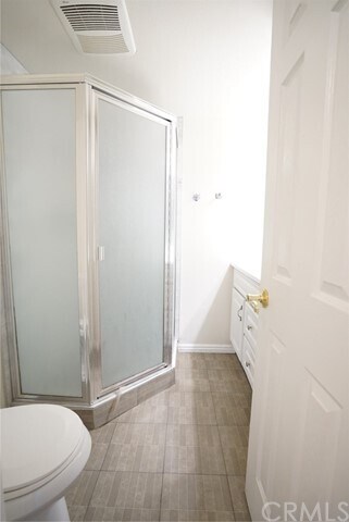 Building Photo - 1012 S Marengo Ave