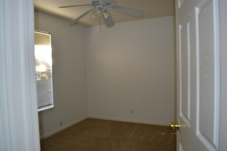 Building Photo - 4 BR 2 BATH NEXT TO HARKER HEIGHTS COMMUNI...