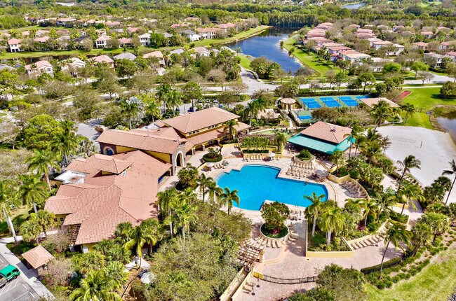 Building Photo - 113 Evergrene Pkwy