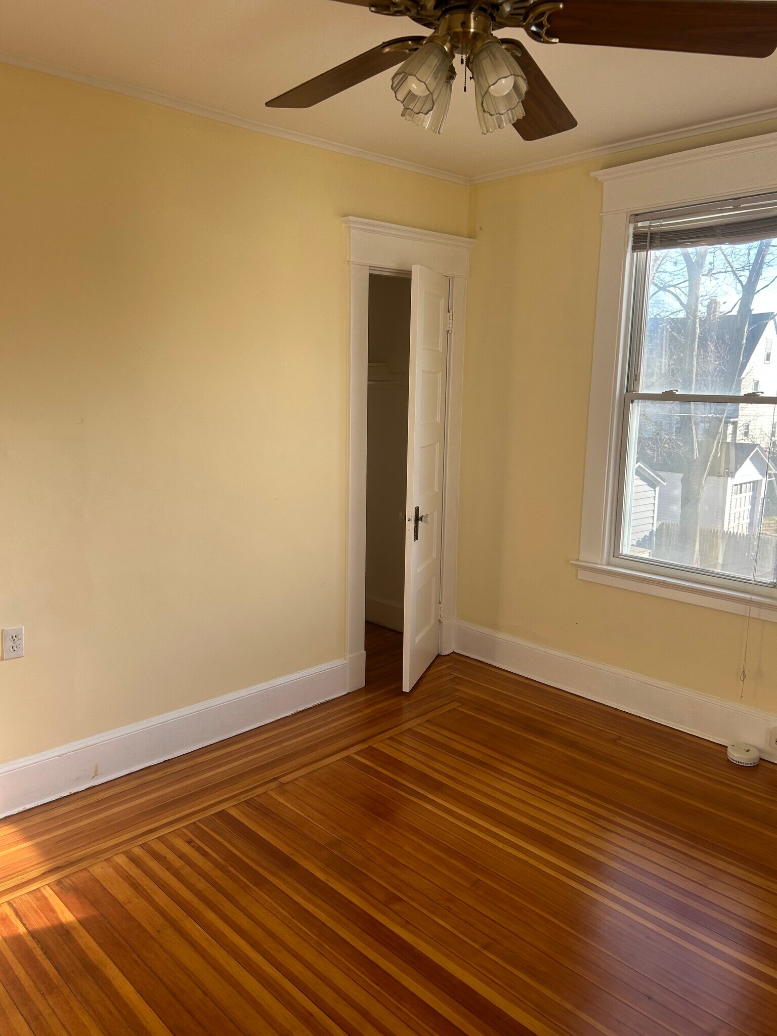 Building Photo - 22 Westwood Rd