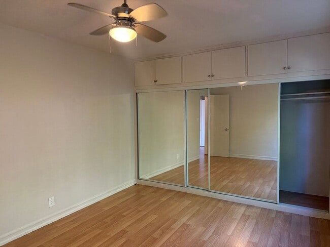 Building Photo - 1313 Douglas St