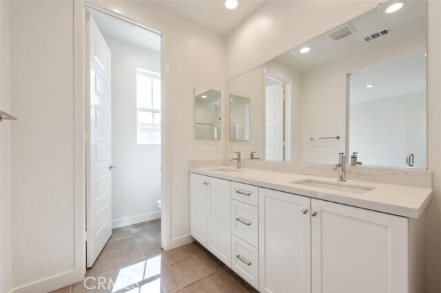 Building Photo - 4253 E Sage Paseo