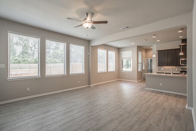 Building Photo - 28104 Rocky Heights Dr