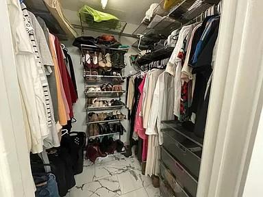 Building Photo - 2007 Sandberg Dr