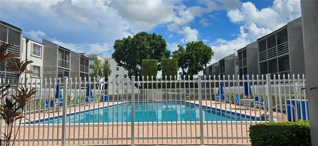 Building Photo - 14165 SW 87th St