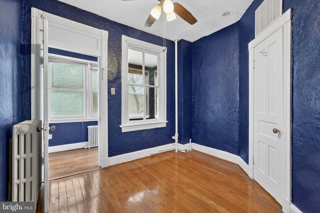 Building Photo - 1169 6th St NE