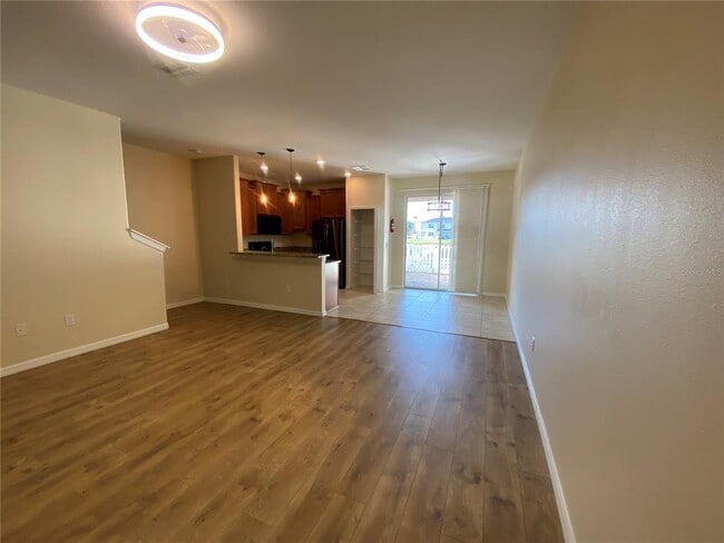 Building Photo - 12013 Greengate Dr