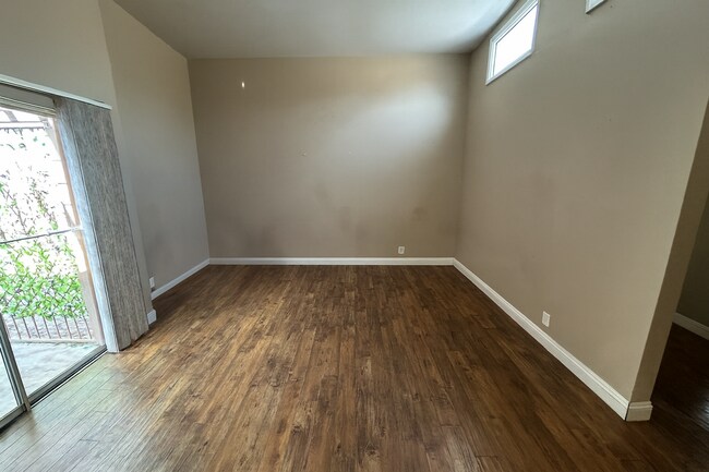 Building Photo - LOVELY 3-BEDROOM, 2BATH HOME!!!