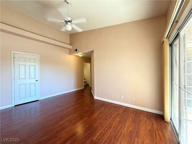 Building Photo - 5225 W Reno Ave
