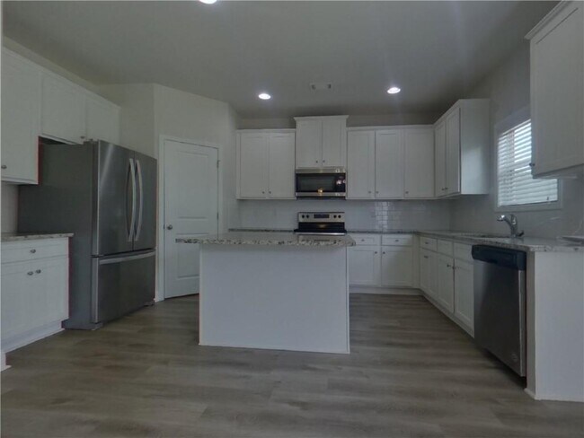 Building Photo - 4015 Evelyn View Ct