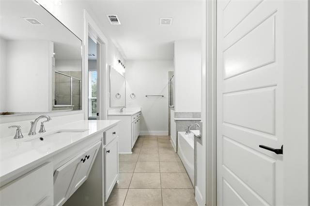 Building Photo - 3141 Claire Dr