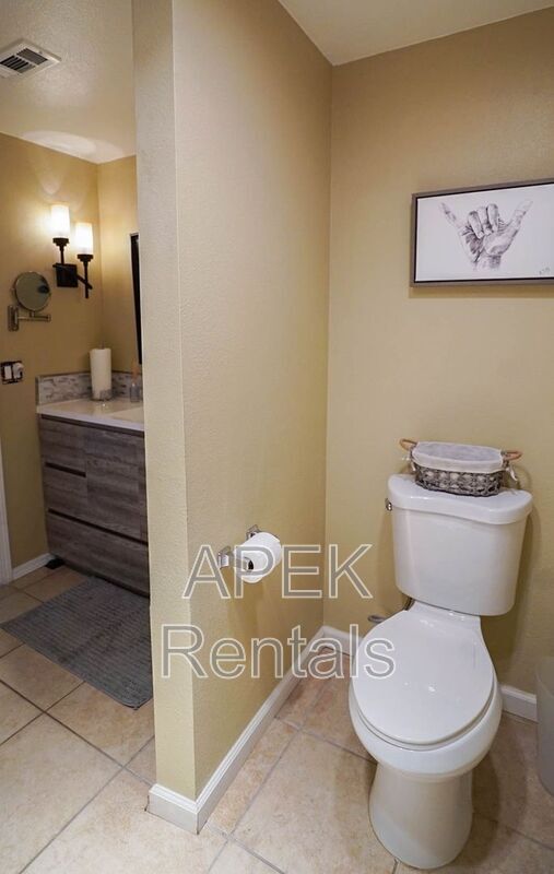 Building Photo - 68368 Calle Leon