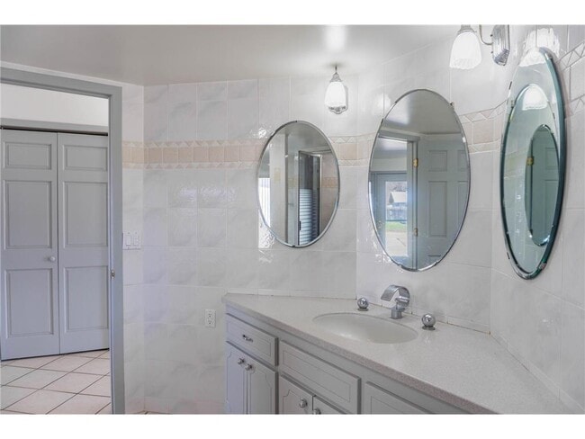 Building Photo - 5690 County Rd 10