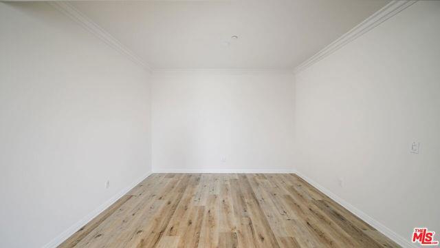 Building Photo - 9401 Alcott St