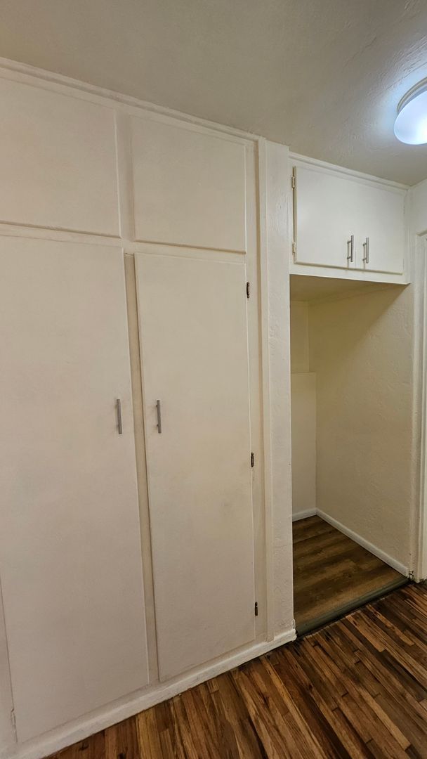 Building Photo - Louisiana Blvd SE-845