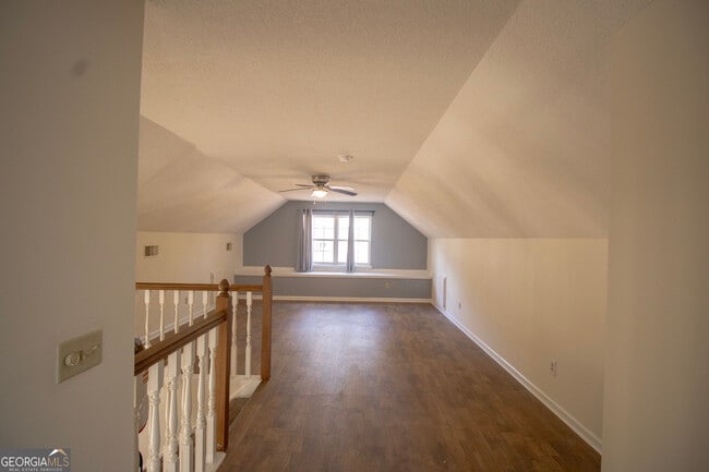 Building Photo - 607 N Kevin Ct